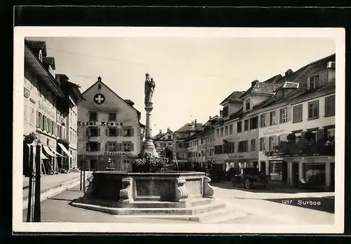 AK Sursee, Hotel Kreuz, Brunnen, Restaurant zum Löwen