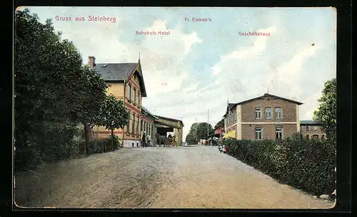 AK Steinberg, Strassenpartie mit Bahnhofs-Hotel und Fr. Emkens Geschäftshaus