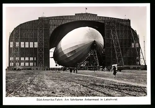 Fotografie Ansicht Lakehurst, Luftschiff LZ 127 Graf Zeppelin am fahrbaren Ankermast, Süd-Amerika-Fahrt