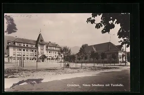 AK Grenchen, Neues Schulhaus mit Turnhalle