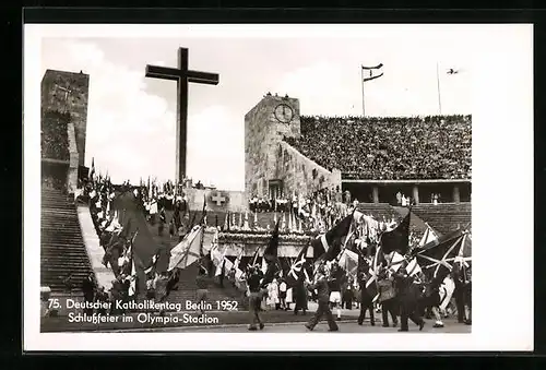 AK Berlin, 75. Deutscher Katholikentag 1952, Schlussfeier im Olympia-Stadion