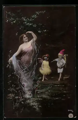 AK Junge Frau im Kleid mit Elfe und Zwerg