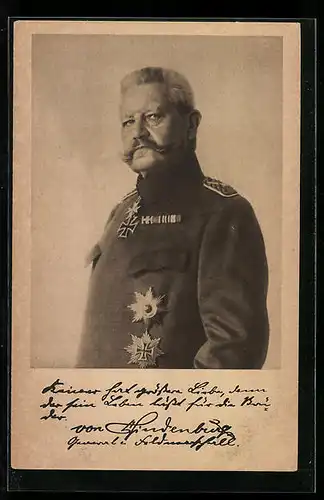 AK Portrait Generalfeldmarschall Paul von Hindenburg in Uniform mit Ordenspange & Eisernes Kreuz