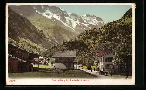 AK Stechelberg /Lauterbrunnental, Ortspartie mit Bergblick