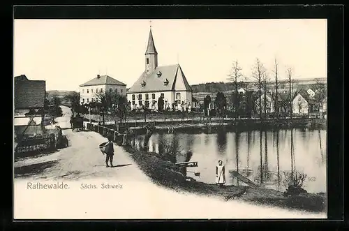 AK Rathewalde, Wegpartie am See mit Kirche