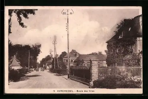 AK Avremesnil, Ecole des filles