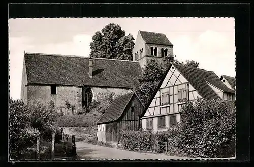 AK Lahr / Schwarzwald, Ortspartie mit Kirche und Fachwerkhaus