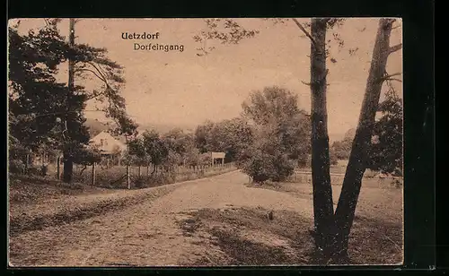 AK Uetzdorf, Wegpartie am Dorfeingang