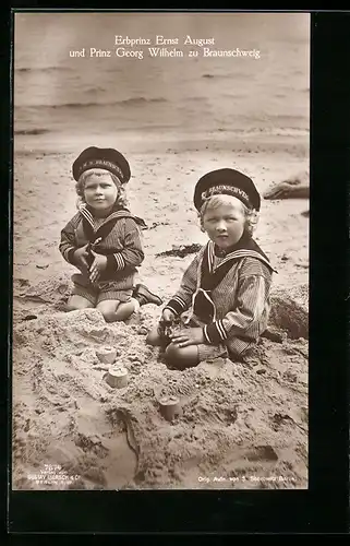 AK Erbprinz Ernst August und Prinz Georg am Strand