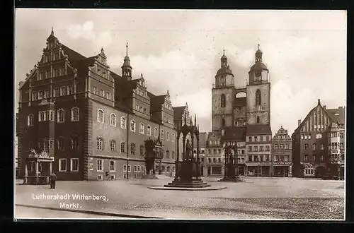 AK Wittenberg, Markt mit Stadtkirche und Rathaus