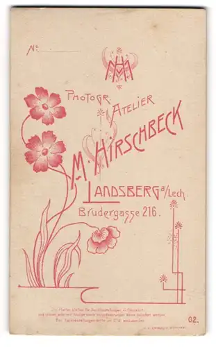 Fotografie M. Hirschbeck, Landsberg / Lech, Monogramm des Fotografen über Anschrift des Ateliers