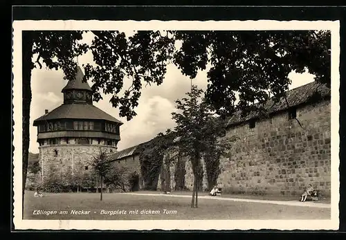 AK Esslingen, Burgplatz mit dickem Turm