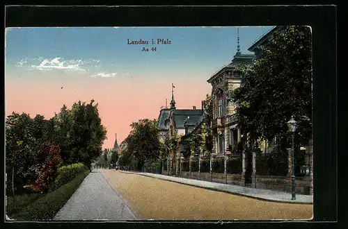 AK Landau / Pfalz, Abendstimmung in der Strasse An 44