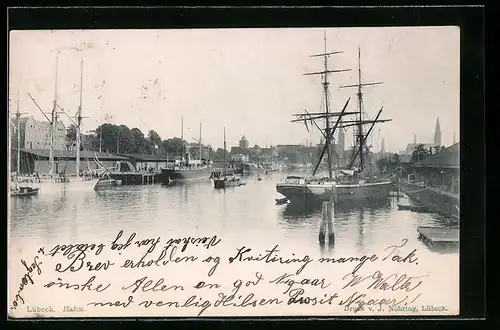 AK Lübeck, Hafen mit Stadtpanorama