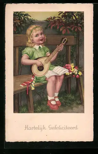 AK Mädchen im grünen Kleid mit Lautengitarre