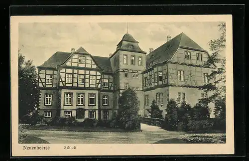 AK Neuenheerse, Schloss mit Anlagen