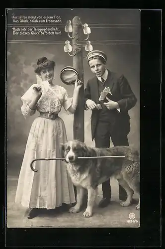 AK Dame und Student, Telegraphenmast und Hund