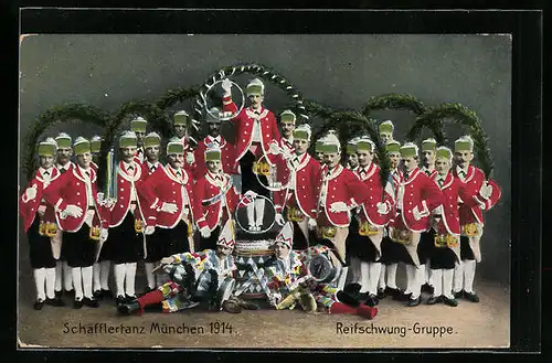 AK München, Schäfflertanz 1914, Eine Reifschwung-Gruppe