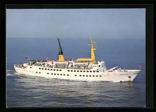 AK Passagierschiff MS First Lady auf dem Meer
