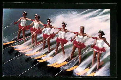 AK Cypress Gardens, Aquamaids beim Wasserski