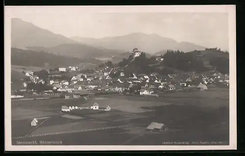 AK Neumarkt, Gesamtansicht mit Feldern bei diesigem Wetter