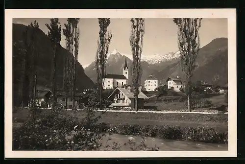 AK Kaprun, Ortsansicht gegen das Kitzsteinhorn