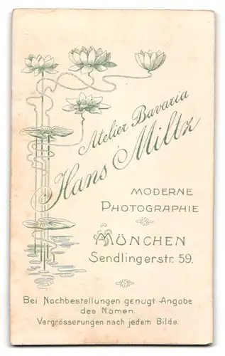 Fotografie Atelier Bavaria, München, Sendlingerstr. 59, Portrait einer schönen Frau in eleganter Kleidung