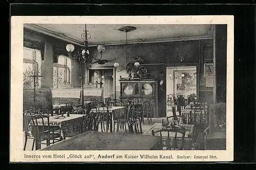 AK Audorf am Kaiser-Wilhelm-Kanal, Inneres vom Hotel Glück auf