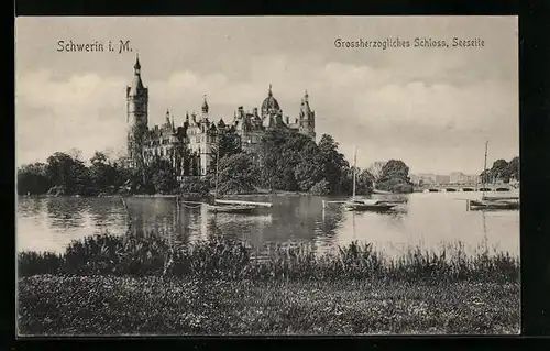 AK Schwerin i. M., Grossherzogl. Schloss, Seeseite