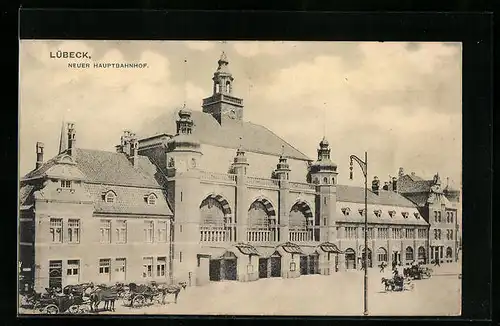 AK Lübeck, Neuer Hauptbahnhof mit Kutschen