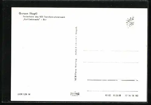 AK Gunzen /Vogtl., Ferienheim d. VEB Transformatorenwerk Karl-Liebknecht, Bar