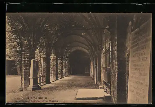 AK Stralsund, Kreuzgang in der Joh. Kirche