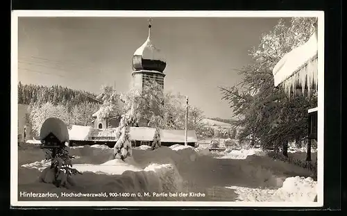 AK Hinterzarten /Schwarzw., Partie bei der Kirce im Winter