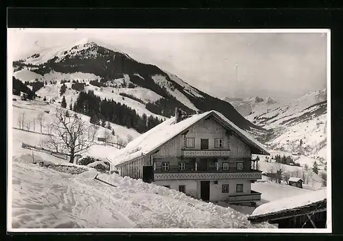 AK Saalbach, Verschneites Alpenpanorama