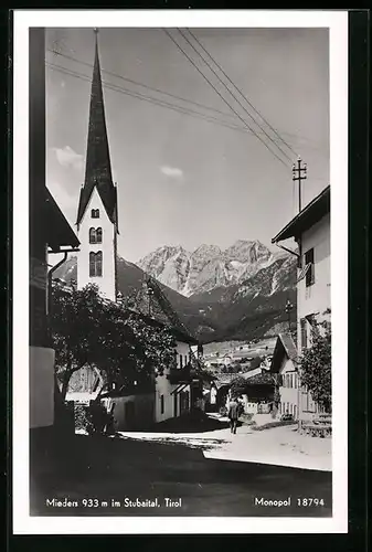 AK Mieders im Stubaital, Strassenpartie mit Kirche