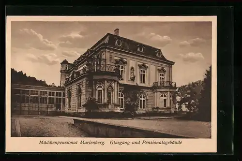 AK Bregenz, Mädchenpensionat Marienberg, Glasgang und Pensionatsgebäude