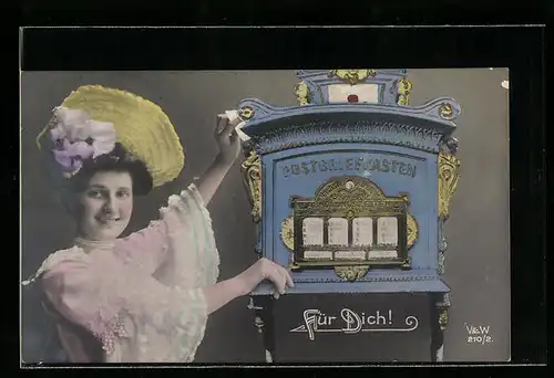 AK Junge Dame mit Strohhut wirft einen Brief in den Kasten