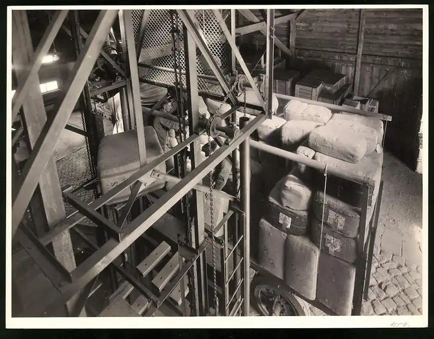 43 Fotografien Reemtsma Tabakfabrik Hamburg, Tabakverarbeitung, Werk, Zigarettenfabrik, Trockenstempel Franz Rompel, HH 19