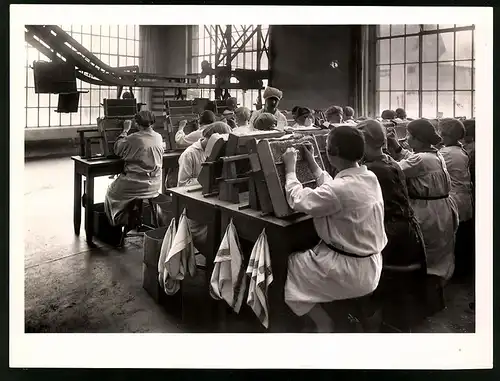 43 Fotografien Reemtsma Tabakfabrik Hamburg, Tabakverarbeitung, Werk, Zigarettenfabrik, Trockenstempel Franz Rompel, HH