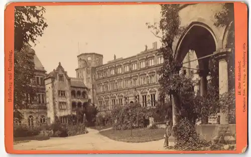 Fotografie Edm. v. König, Heidelberg, Ansicht Heidelberg, Blick in den Schlosshof