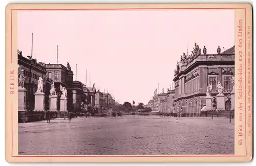 Fotografie Rob. Prager, Berlin, Ansicht Berlin, Blick Unter die Linden von der Schlossbrücke aus