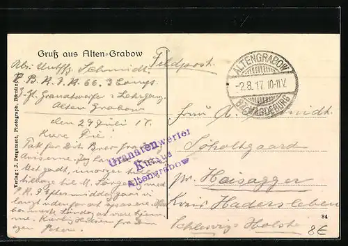 AK Altengrabow, Mannschafts-Baracke mit Soldaten