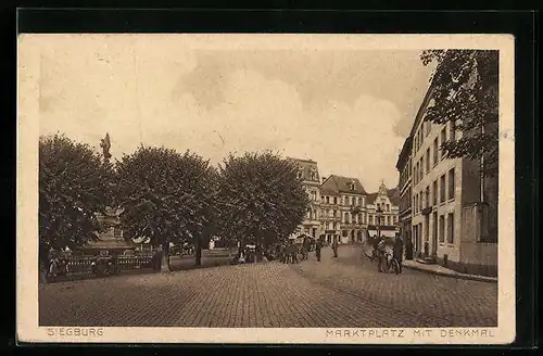 AK Siegburg, Blick auf Marktplatz mit Denkmal