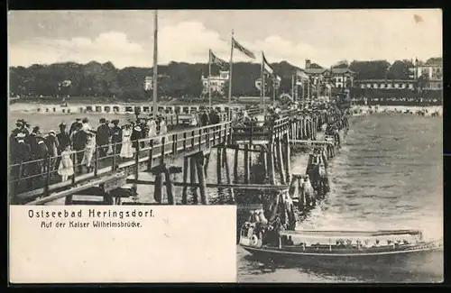 AK Heringsdorf, Besucher auf der Kaiser Wilhelmsbrücke