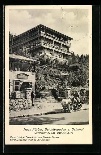 AK Berchtesgaden, Hotel Fremdenheim Haus Körber am Bahnhof, Motorrad
