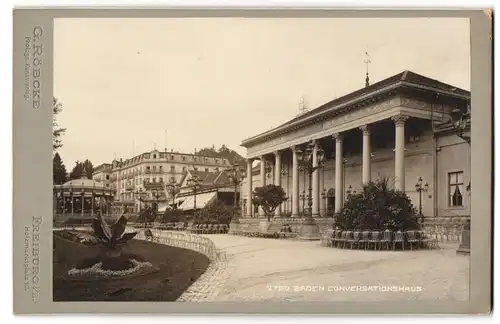 Fotografie C. Röbcke, Freiburg i. B., Ansicht Baden-Baden, Partie am Coversationshaus mit Kurpark