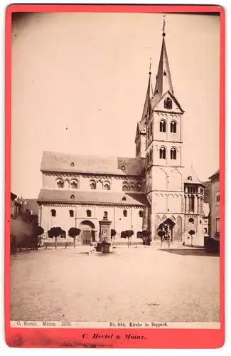 Fotografie C. Hertel, Mainz, Ansicht Boppard, Blick nach der Kirche mit Brunnen