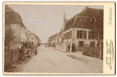 Fotografie Fritz Weber, Nürnberg, Ansicht Schillingsfürst, Strassenpartie am Institut rechts