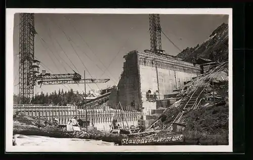 AK Vermunt, Staumauer im Bau