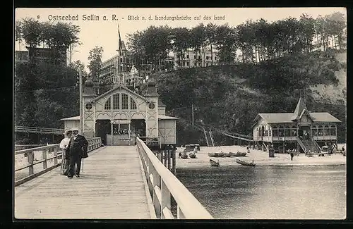 AK Sellin a. R., Ostseebad, Blick von der Landungsbrücke auf das Land